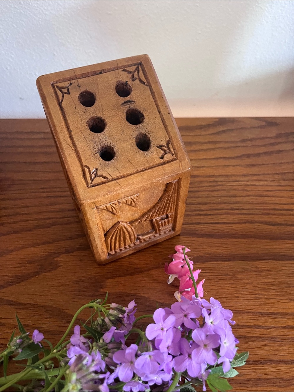 Vintage curved wood block pen holder - Picture 2 of 6